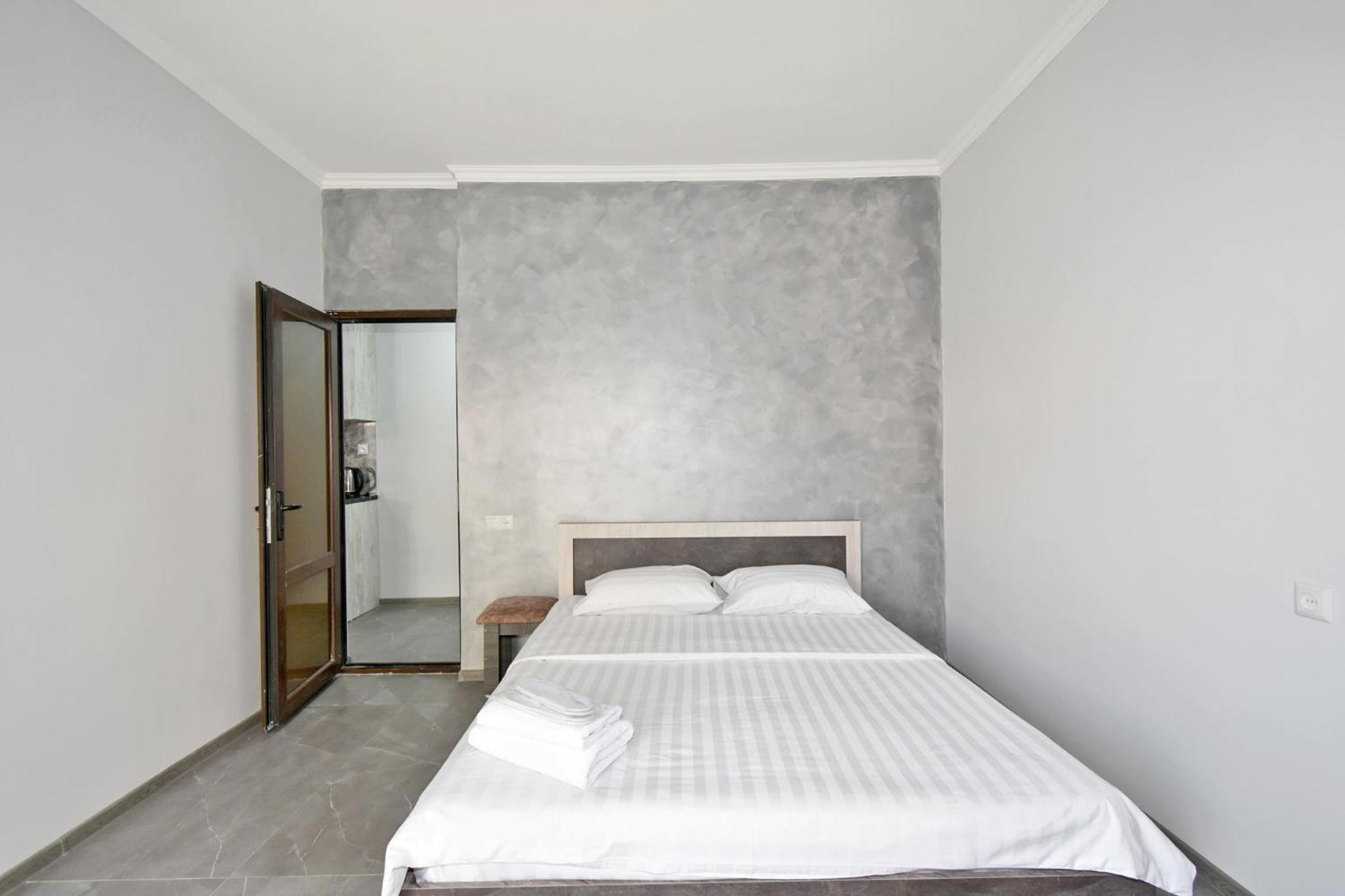 Sirik Hotel Armavir Екстериор снимка