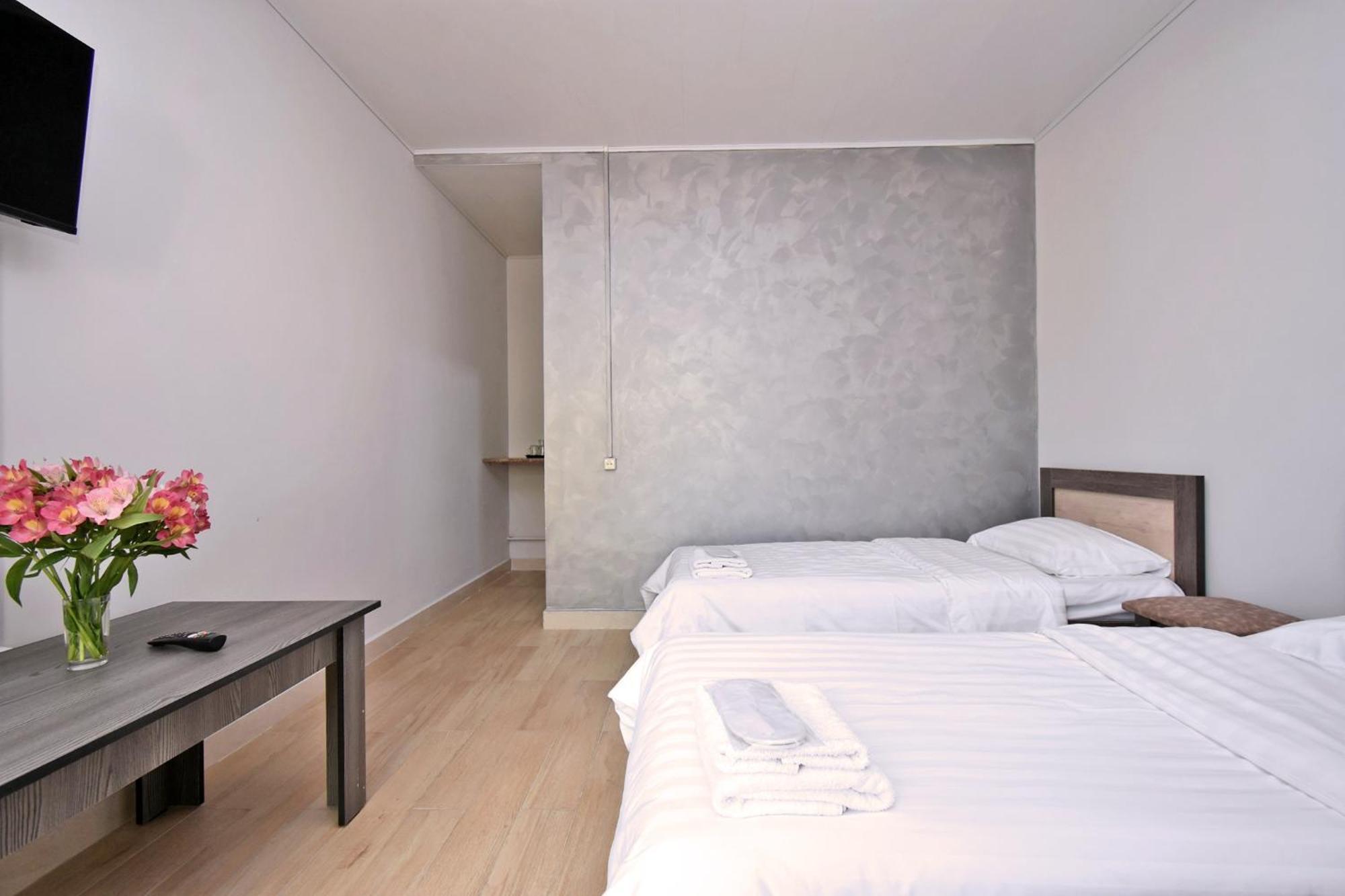 Sirik Hotel Armavir Екстериор снимка